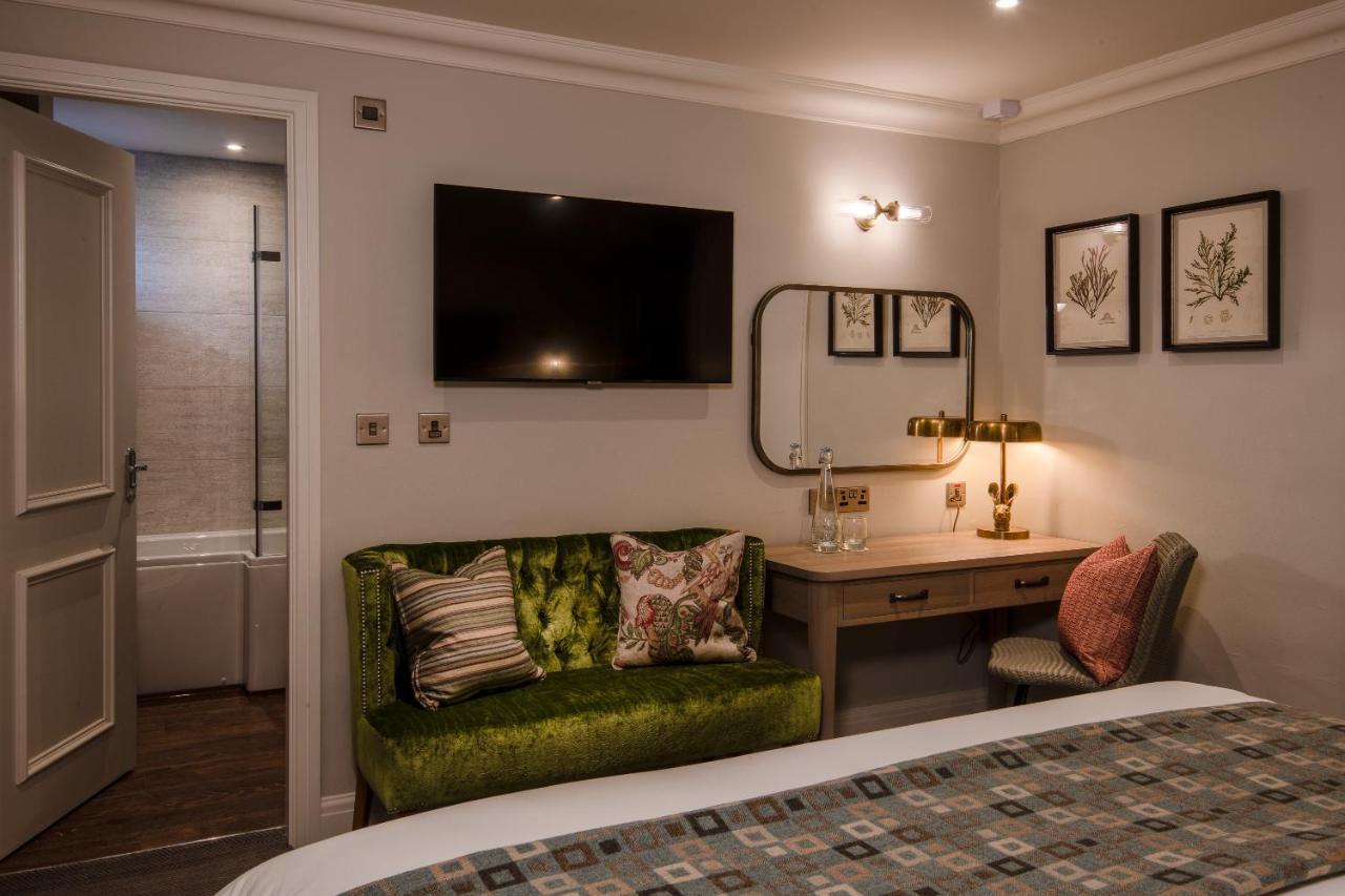 Hotel The Millstone, Mellor à Blackburn  Extérieur photo A room at The Swan