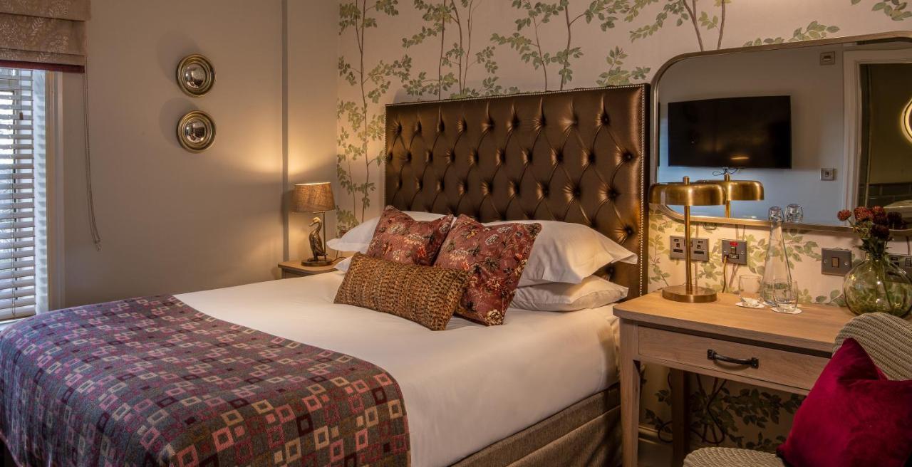 Hotel The Millstone, Mellor à Blackburn  Extérieur photo A bedroom at The Swan