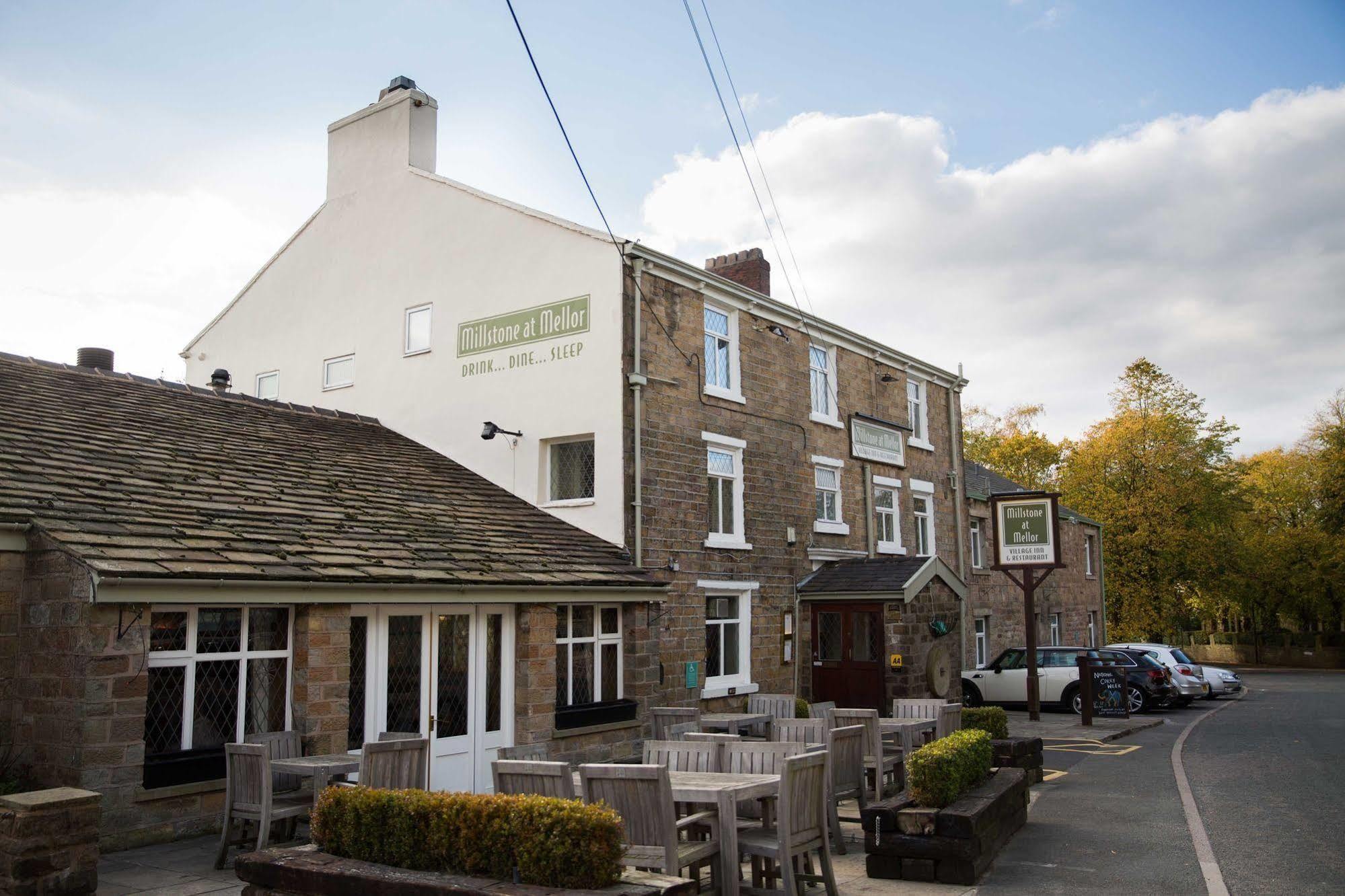 Hotel The Millstone, Mellor à Blackburn  Extérieur photo The Old Nag's Head